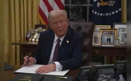 ABD, Ukrayna'ya Askeri Yardımı Askıya Aldı