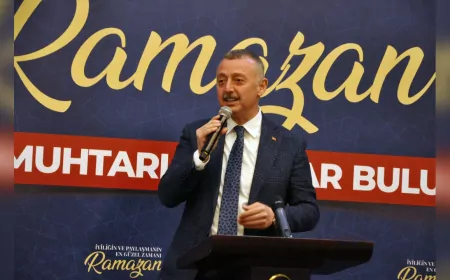 Kocaeli Valiliği ve Büyükşehir Belediyesi'nden Muhtarlarla İftar Programı