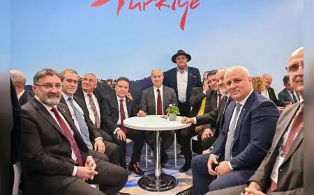 Başkan Böcek ITB Berlin Fuarı’nda Antalya’yı Tanıtıyor