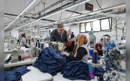 Başkan Tugay, Emekçi Kadınlarla Buluştu