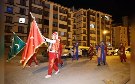 Nevşehir’de Mehteranlı Sahur Geleneği Devam Ediyor