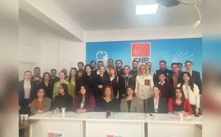 CHP Eskişehir Gençlik Kolları’ndan Gençlere Yönelik Tartışma Serisi