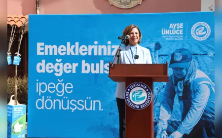 Eskişehir Büyükşehir Belediyesi, Üreticilere Dut Fidanı Dağıtarak İpek Böcekçiliğini Destekliyor