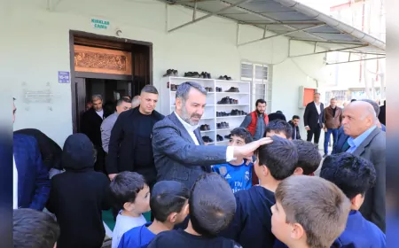 Başkan Şerifoğulları Kırklar Mahallesi’nde Vatandaşlarla Buluştu