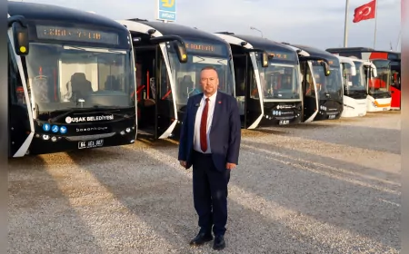 Uşak Belediye Başkanı Özkan Yalım, Elektrikli Otobüslerle Ulaşımı Yeniden Şekillendiriyor