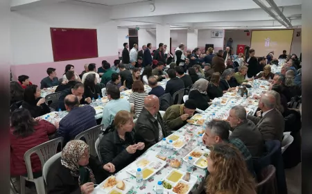 Tepebaşı'nda İftar Sofrası Sakintepe'de Kuruldu