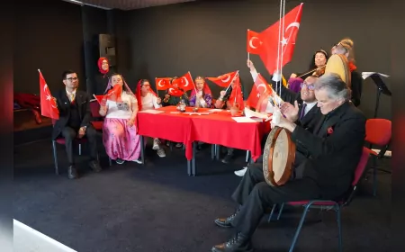 Çanakkale Destanı Tiyatrosu, Tepebaşı Belediyesi’nde İlgili İzleyicilerle Buluştu