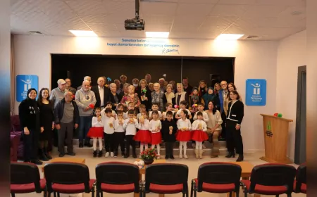 Es Çocuk Evi Öğrencileri, Yaşlılara Saygı Haftası'nda Büyüklerini Ziyaret Etti