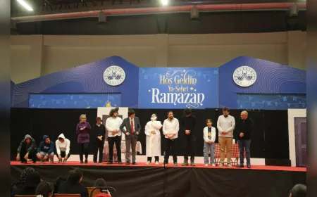 Elazığ Belediyesi Ramazan Etkinliklerinde Tiyatro Gösterisi Sahnelendi