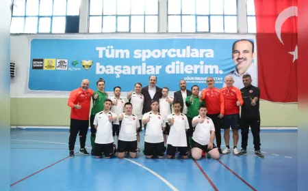 Başkan Altay, Avrupa Şampiyonası’na Hazırlanan Özel Sporcularla Buluştu