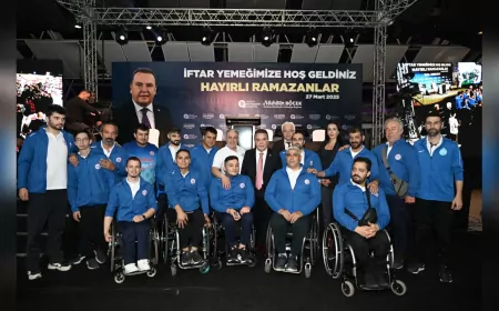 Başkan Böcek, Şehit Yakınları ve Gazi Aileleriyle İftarda Buluştu