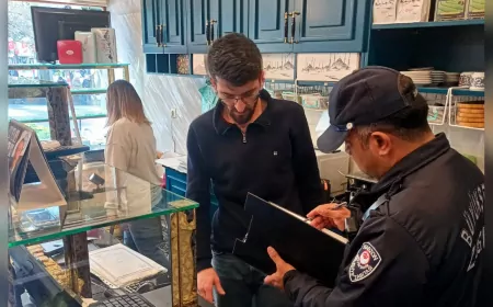 Büyükşehir'den Bayram Denetimi: Pastanelere Kapsamlı Gıda Güvenliği Denetimi