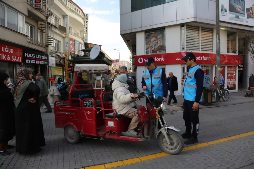 Eskişehir’de Yaya Yollarında Sıkı Denetim: 312 Araca Ceza