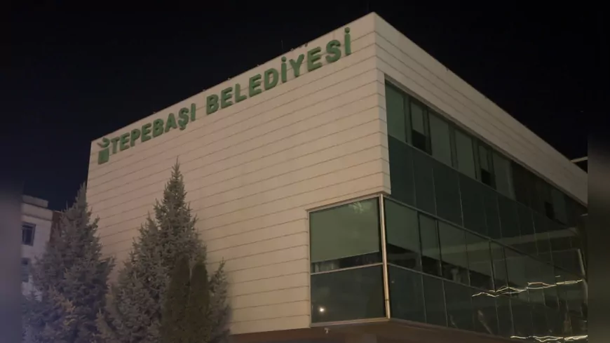 Tepebaşı Belediyesi, Dünya Saati Etkinliğine Katılarak İklim Değişikliğine Dikkat Çekti