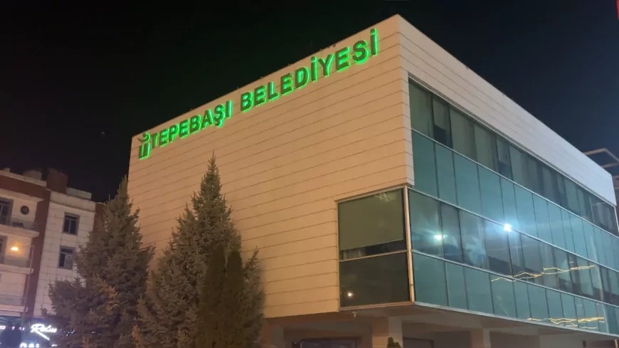 Tepebaşı Belediyesi, Dünya Saati Etkinliğine Katılarak İklim Değişikliğine Dikkat Çekti