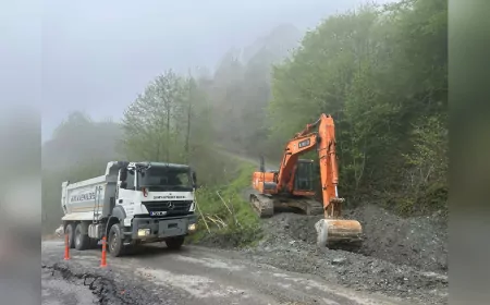 Sakarya Büyükşehir’den Heyelan Bölgesine Anında Müdahale