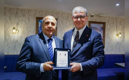 Başkan Tugay, Dünya Romanlar Günü'nde Roman Yurttaşlarla Bir Araya Geldi: "Birlikte Güzel İşler Yapacağız"