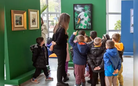 “Resimlerden Resim Beğen” Sergisine Miniklerden Renkli Ziyaret