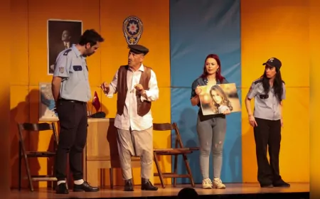 “Tarlabaşı Karakolu” Yalova’da Tiyatroseverlerle Buluştu