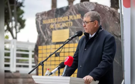 Marble İzmir’in 30’uncu Yılına Özel Anıt Kültürpark’ta Açıldı