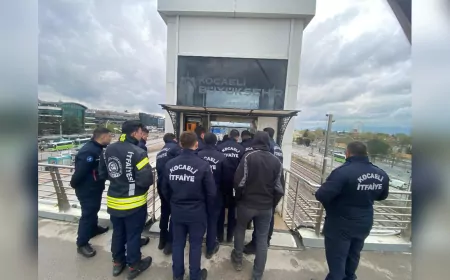 Büyükşehir İtfaiyesi, Yeni Personeline “Asansörlerde Kurtarma” Eğitimi Verdi