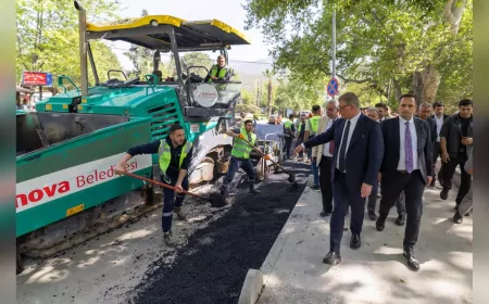 Başkan Tugay: "CHP’li Belediye Başkanlarımız Şehirlerinde Destan Yazıyor"