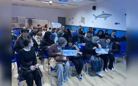 Eskişehir Hayvanat Bahçesi’nde Bir İlk: Üniversiteliler Canlı Derste Buluştu