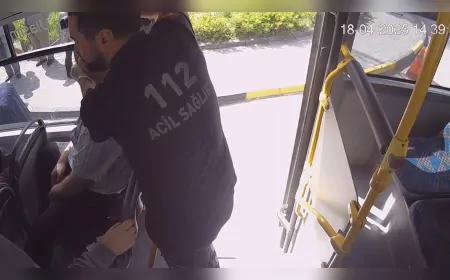 Büyükşehir Şoföründen Örnek Davranış: Hastalanan Yolcuyu Hattından Çıkıp Hastaneye Yetiştirdi