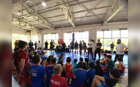 Enes Zengin'den Şampiyon Sporculara Moral Ziyareti: "Spor Dostluk ve Kardeşliktir"