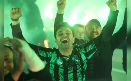 Kocaelispor'un Şampiyonluk Gecesinde Coşku Zirve Yaptı