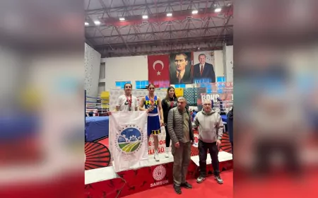 Büyükşehirli Boksör Ece Asude Ediz’den Türkiye İkinciliği