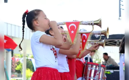 Milli İrade Meydanı'nda 23 Nisan Coşkusu: Burak Onurlu Çocuklarla Buluştu