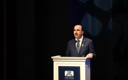 Başkan Uğur İbrahim Altay, TDBB 7. Olağan Genel Kurulu'nda Yeniden Başkan Seçildi