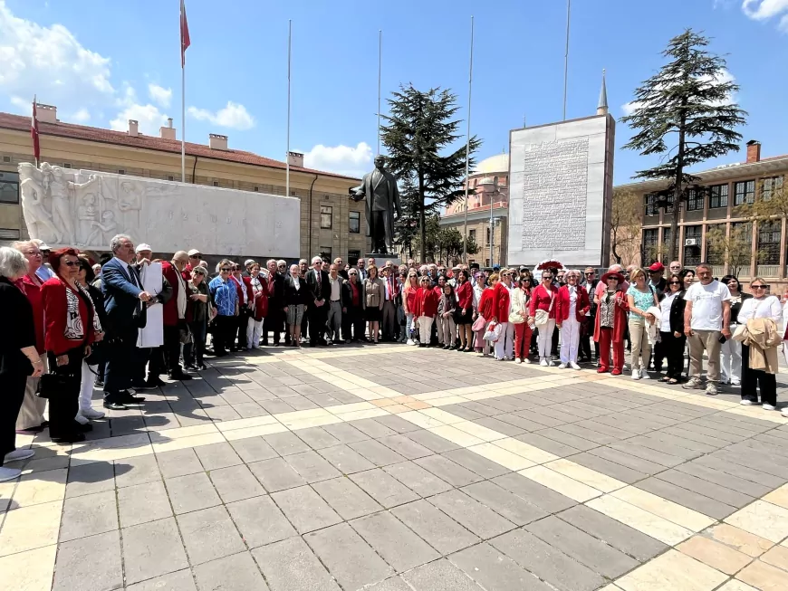 23 Nisan’da Geleceğe Sahip Çıkma Çağrısı: Eğitim, Bir Ülkenin Geleceğidir
