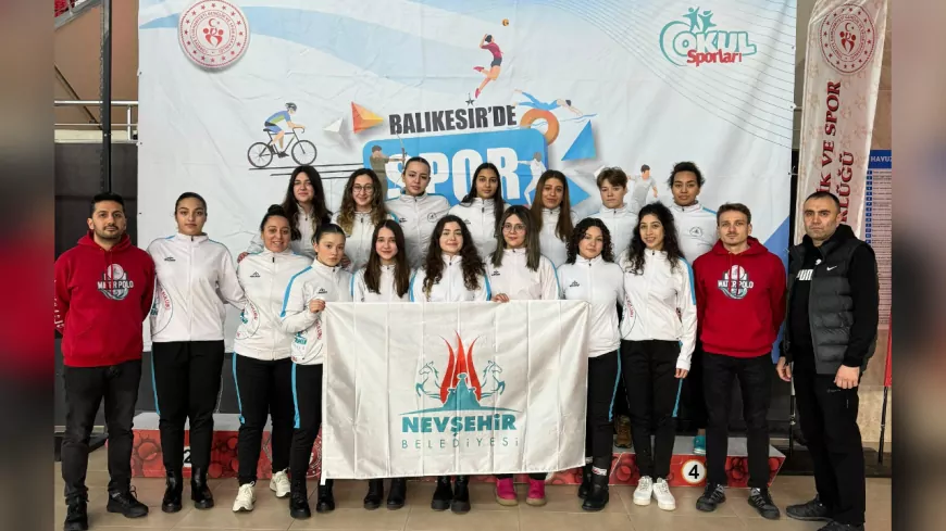Nevşehir Belediyesi Kadın Sutopu Takımı Playoff’ta: Gözler Finallerde