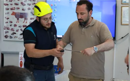 Kocaeli Büyükşehir Belediyesi’nden Ücretsiz Kurban Kesim Kursu