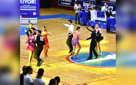 İzmir’de Dansın Ritmi Yükseldi: 400 Sporcu Kıyasıya Yarıştı