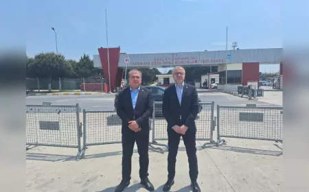 CHP’li Evrim Karakoz’dan Ekrem İmamoğlu’na Silivri’de Ziyaret