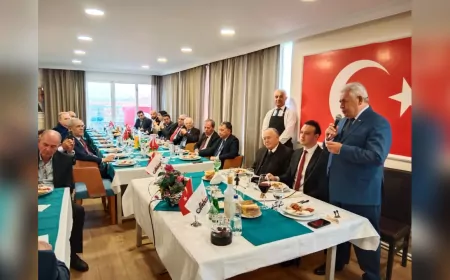Ahbaplar Toplantısında Türkiye ve Dünya Ekonomisi Masaya Yatırıldı