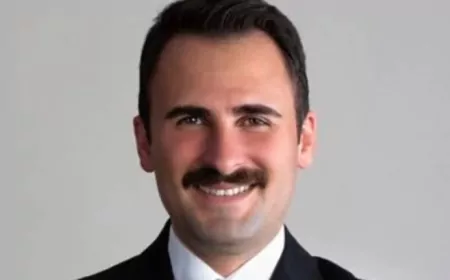 AK Parti Beylikdüzü'nde yeni dönem: İlçe Başkanlığı görevine Mustafa Necati Işık getirildi