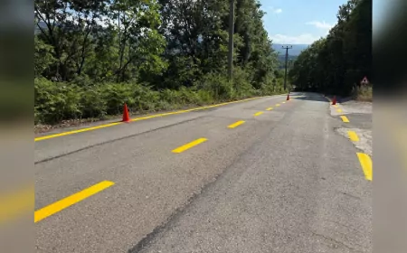 Kocaeli Büyükşehir’den Kırsalda 50 Bin Metrekarelik Yol Çizgi Çalışması