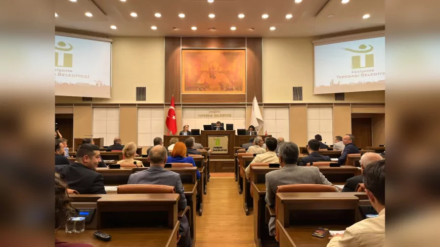 Tepebaşı Meclisi’nde Saldırı Gerginliği: CHP Kınadı, AK Parti Yanıt Verdi