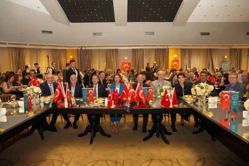 ERİAD 10. Yılını Görkemli Bir Geceyle Kutladı