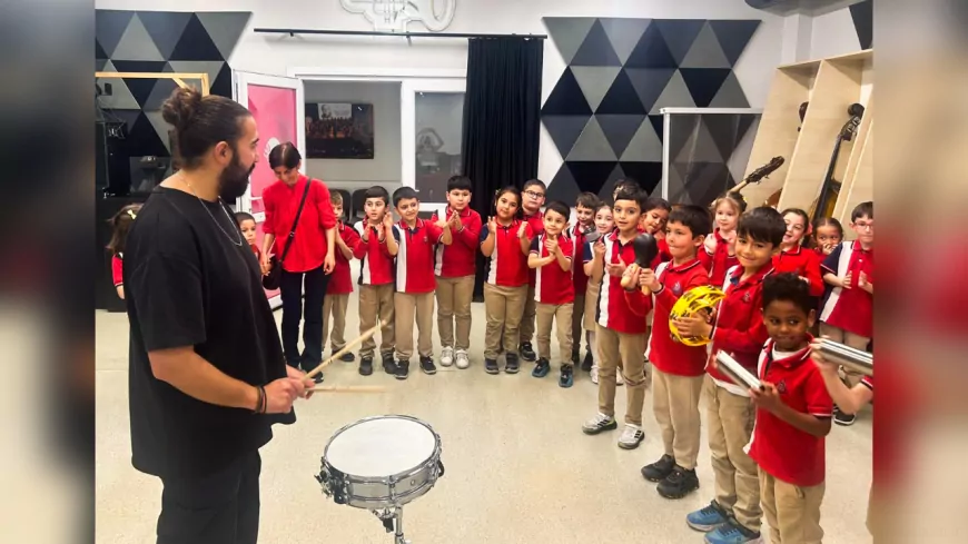 Minikler Enstrümanlarla Tanışıyor: Müzik Sevgisi Küçük Yaşta Başlıyor