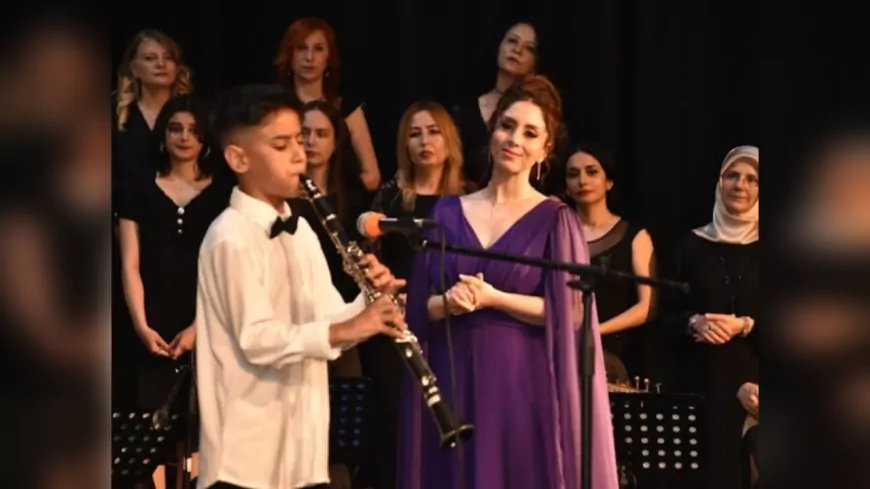 Küçük Klarnet Virtüözü Coşkun Mık’tan Unutulmaz Performans: Sahne Alkışlarla Yankılandı