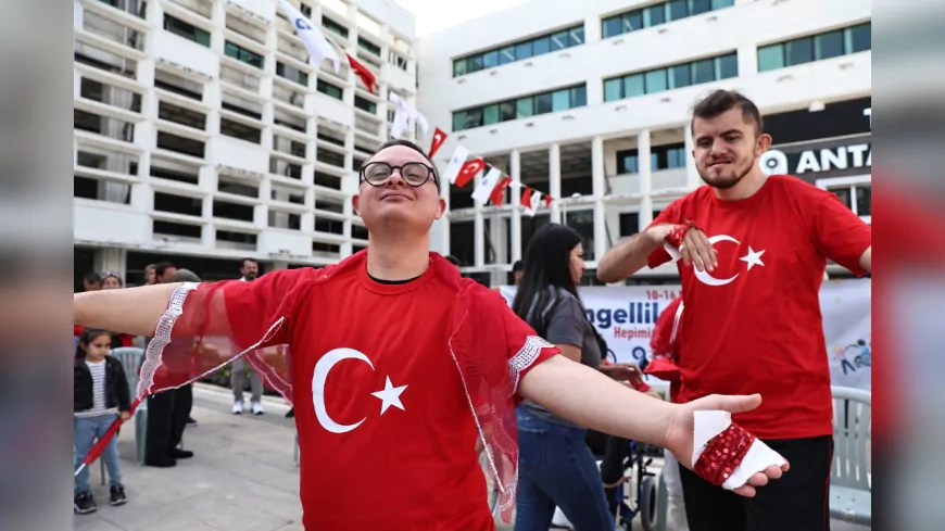 Temsili Askerlik Yapacak Engelli Bireyler Davul-Zurna ile Uğurlandı