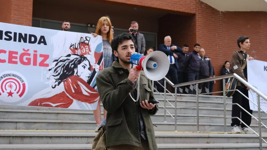 Eskişehirli Öğrencilerden Boğaziçi’ne Dayanışma Mesajı