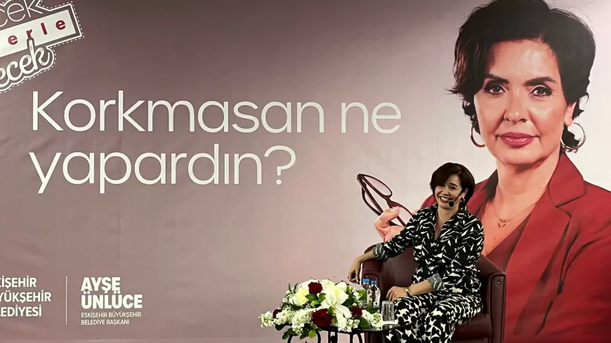 Özlem Gürses Eskişehirli Gençlerle Buluştu