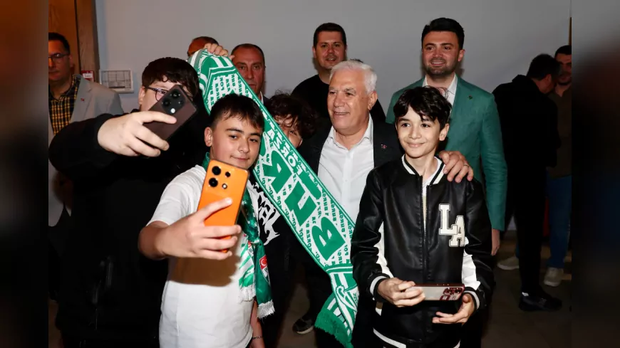 Başkan Bozbey’den Bursa’ya Müjde: Kapalı Tribün Yeniden Yükseliyor, Altında Bursaspor Müzesi Olacak