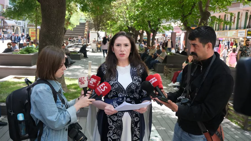 Emekli Öğretmen Hilal Engür Bircan: Bir Ay Yüzünden Hak Kaybı Yaşadım